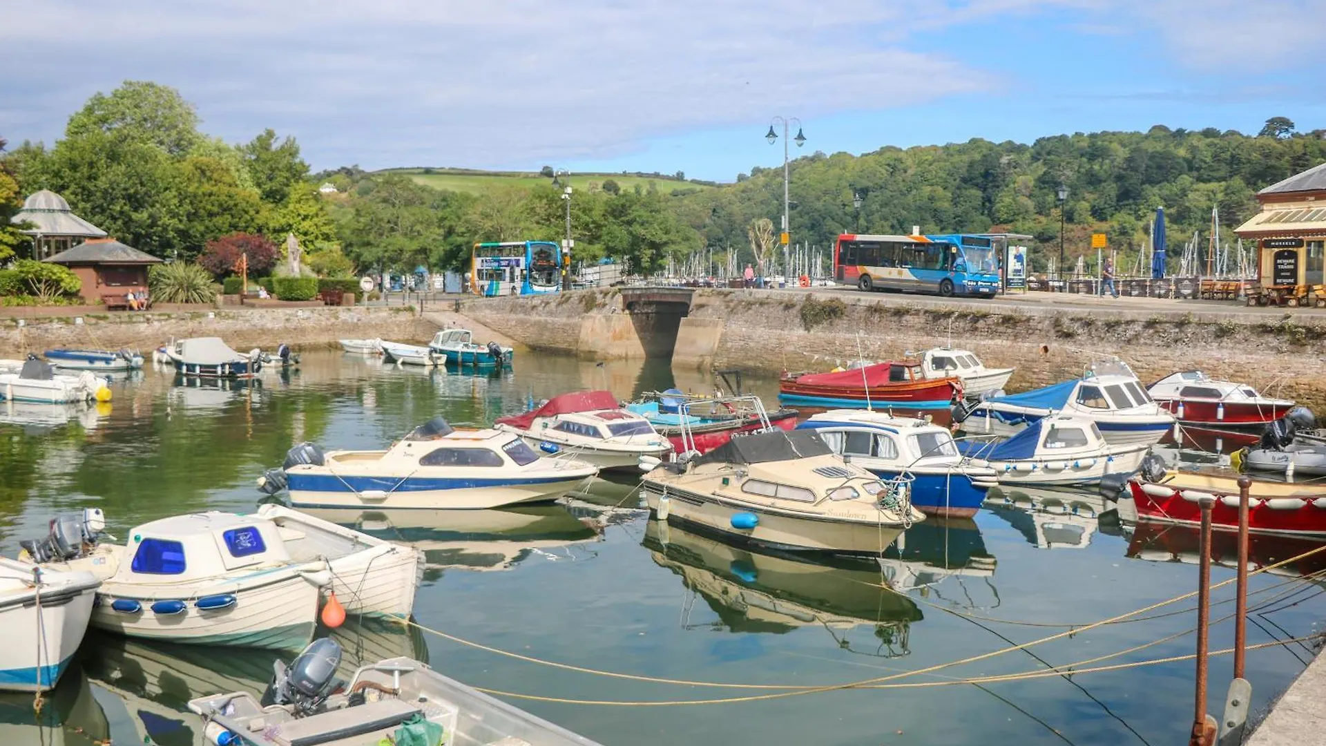 2 De Courcey House * Dartmouth
