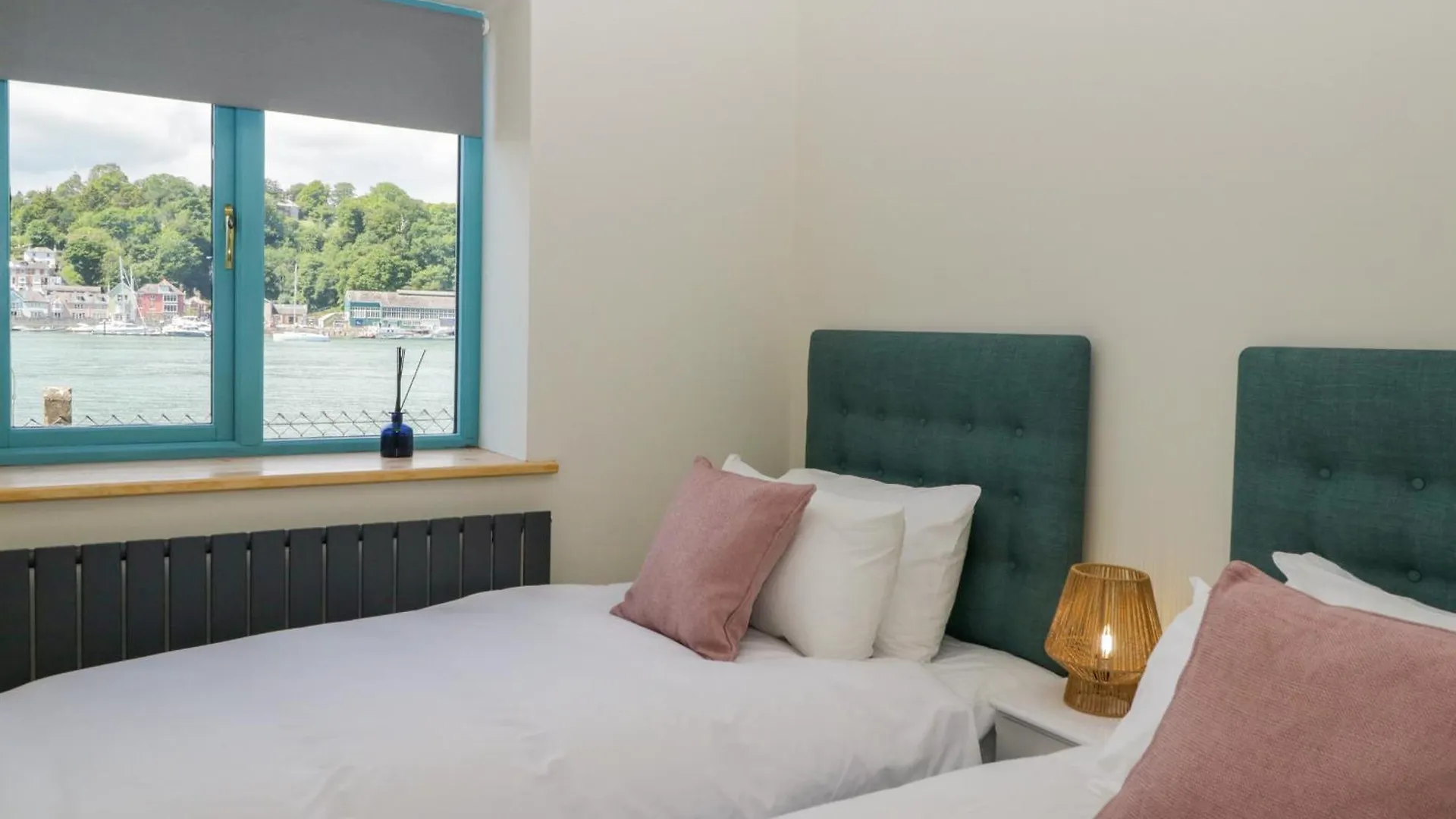 Britannia Crossings Holiday home