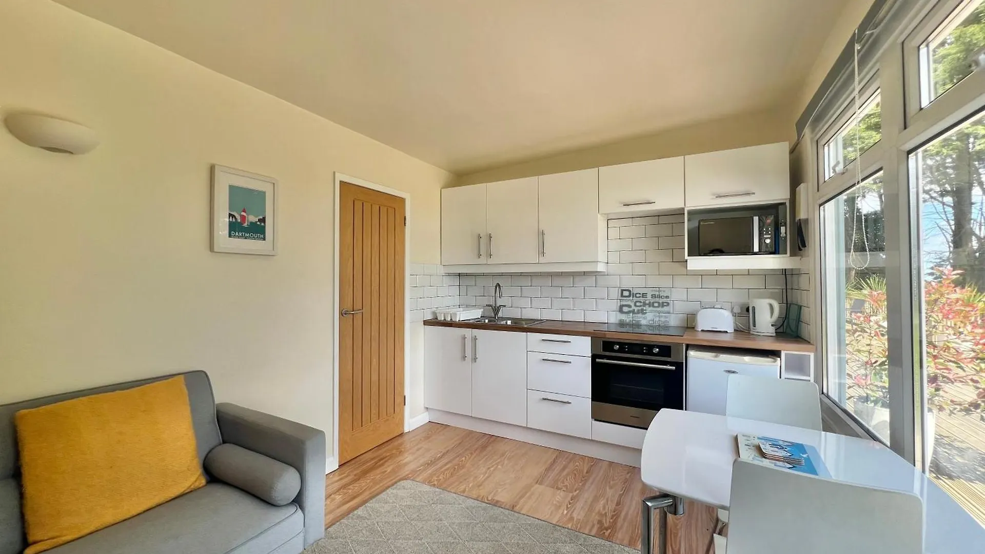 Apartment One Bedroom With Sun Deck Dartmouth