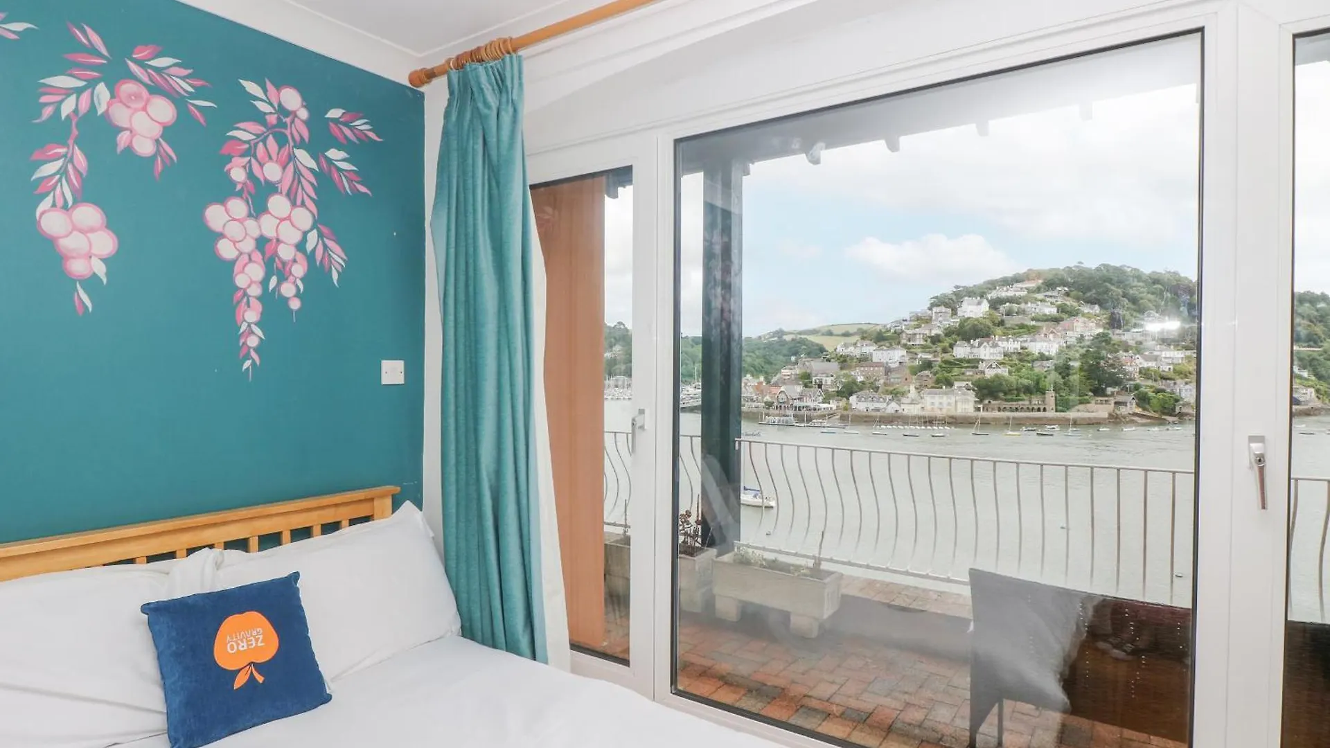 Bight Boathouse Holiday home Dartmouth