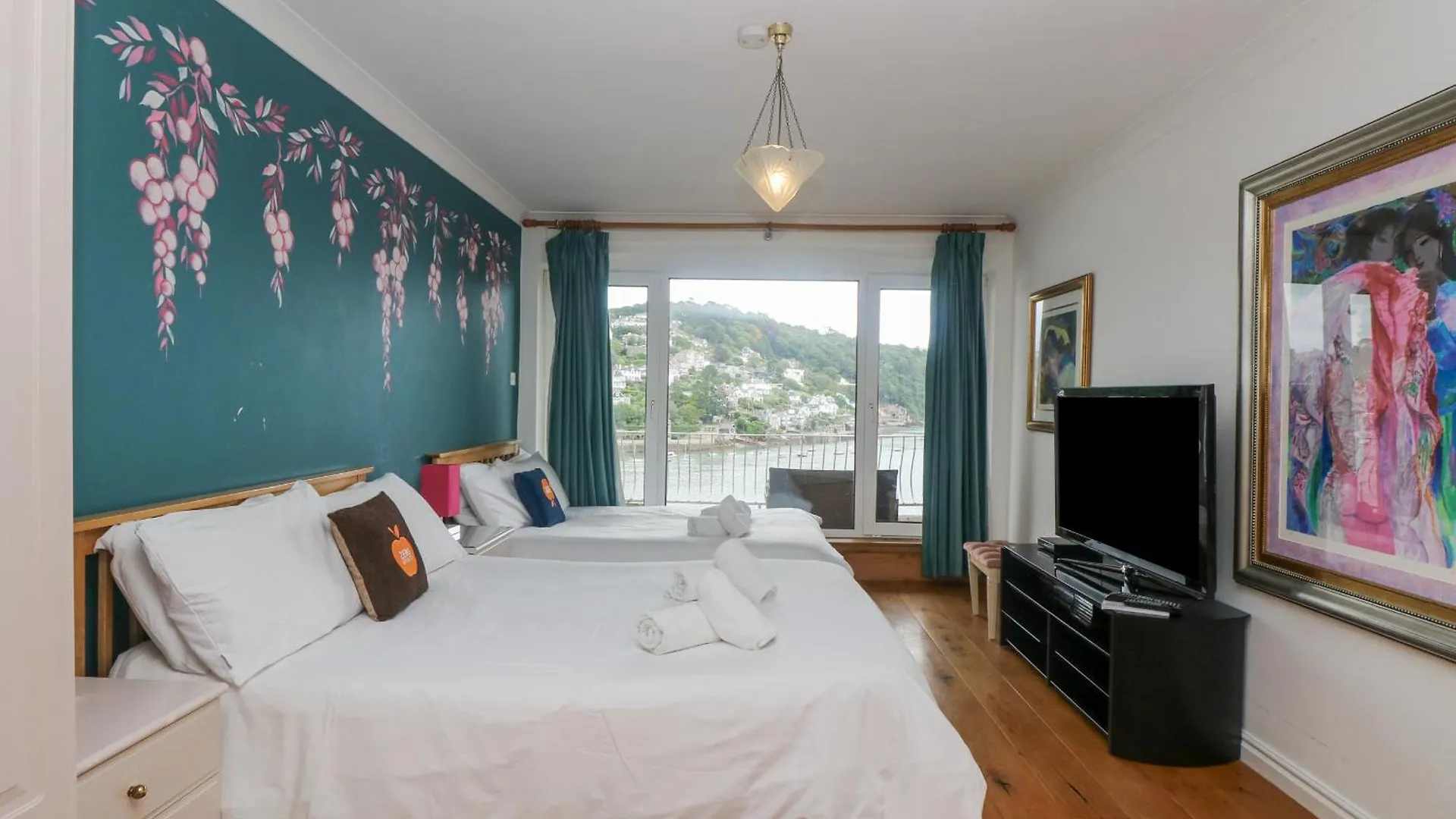 Bight Boathouse Dartmouth