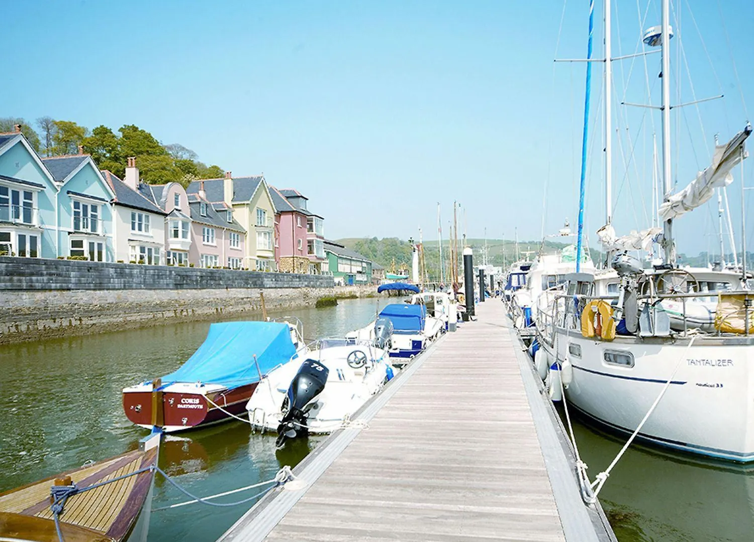21 Dart Marina Apartment Dartmouth