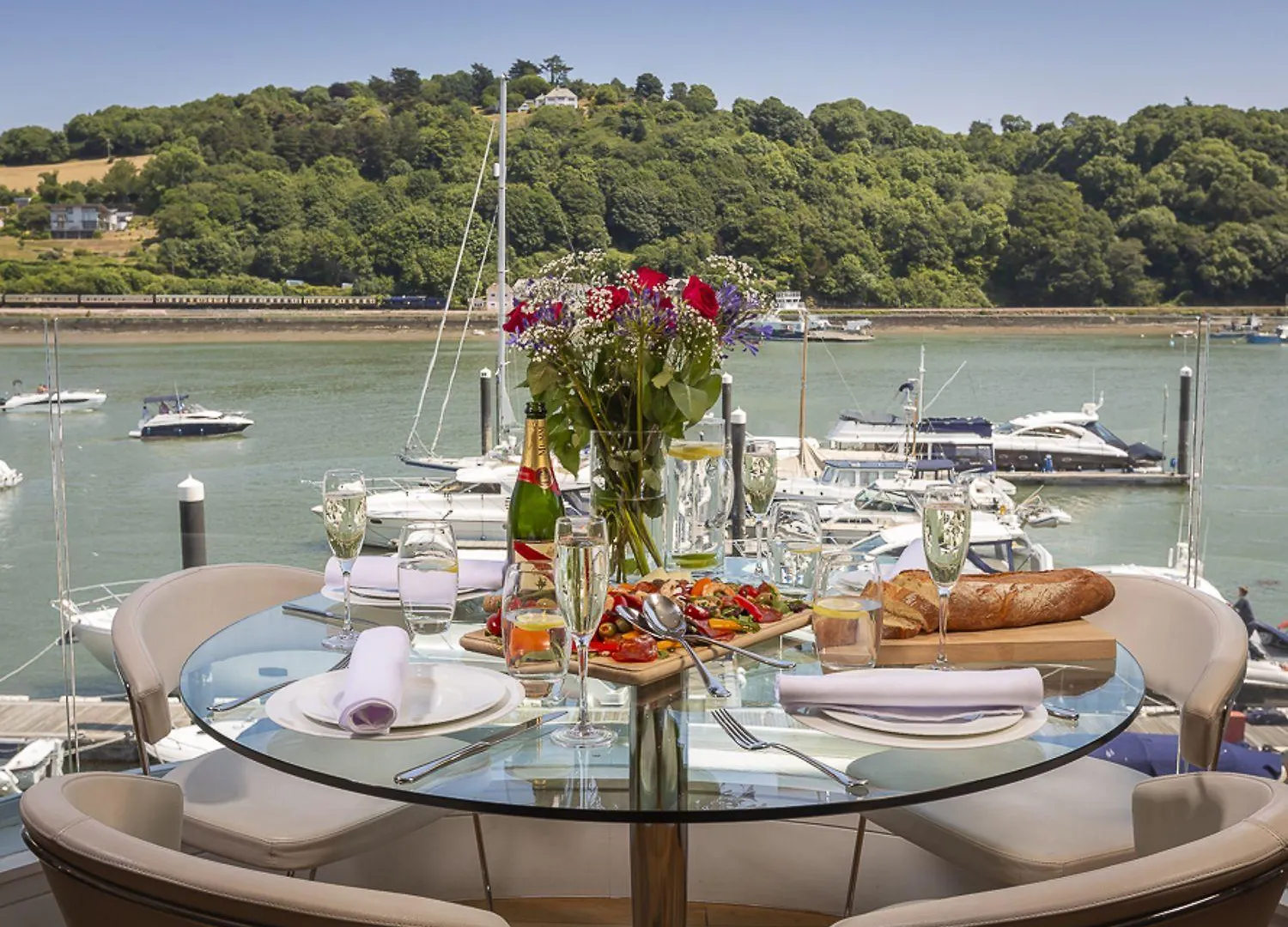 Apartment 21 Dart Marina