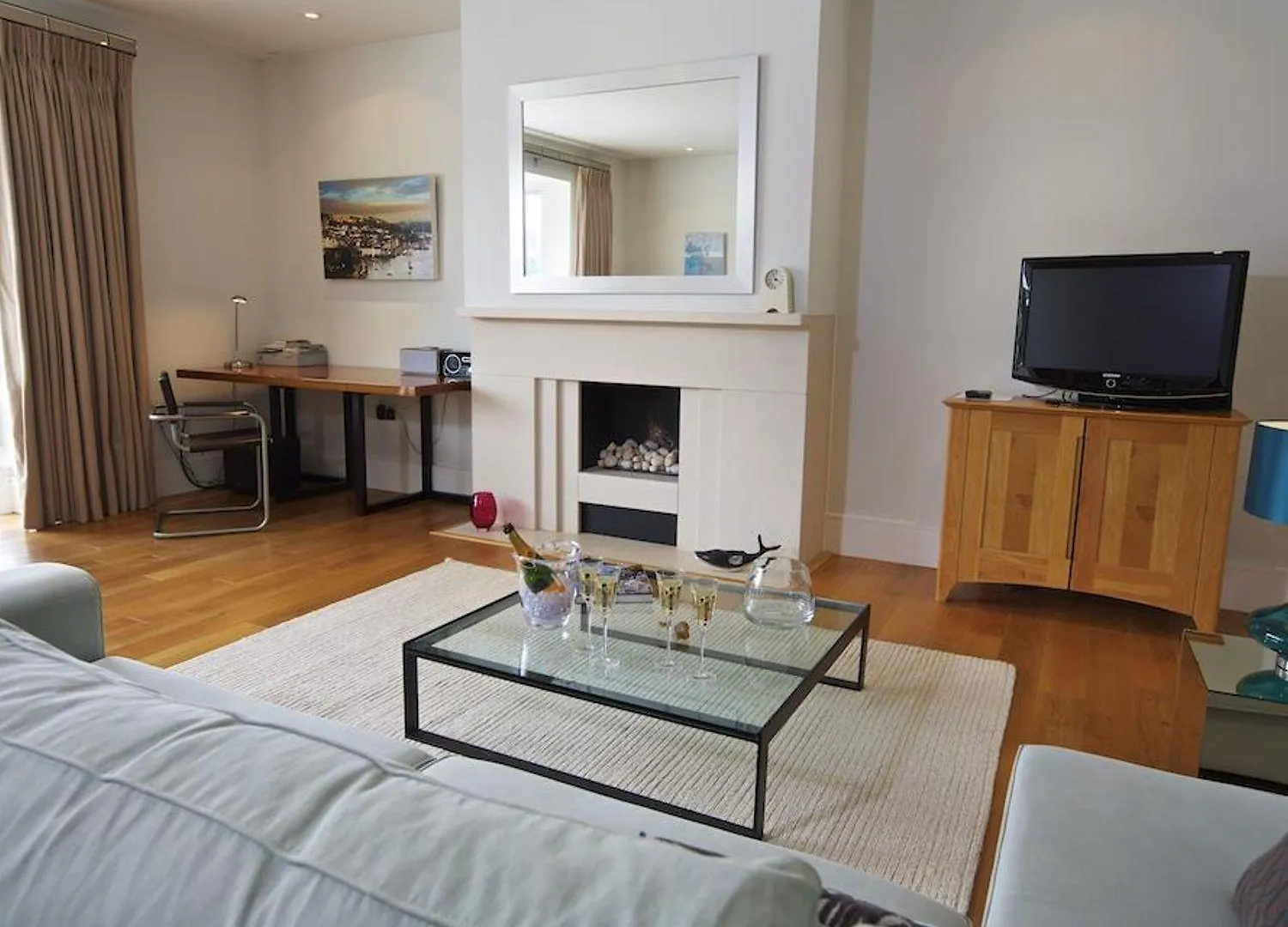 22 Dart Marina Apartment *