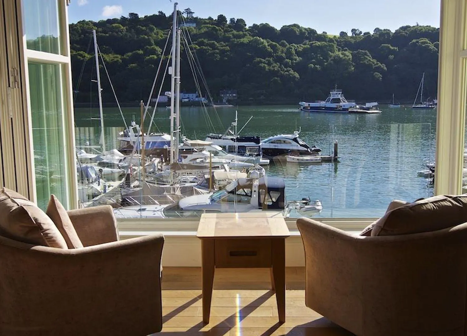 22 Dart Marina Apartment
