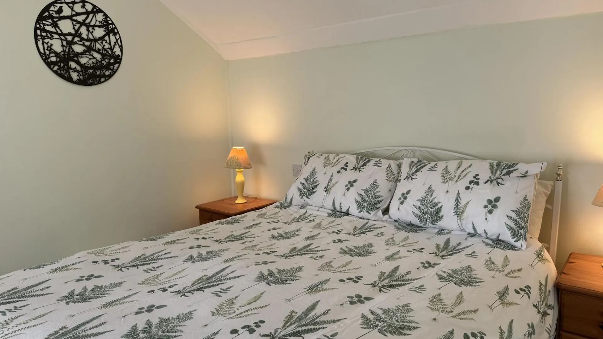Greenswood - Cosy Cottage, Rural Location, Beautiful Landscaped Gardens With Pond And *