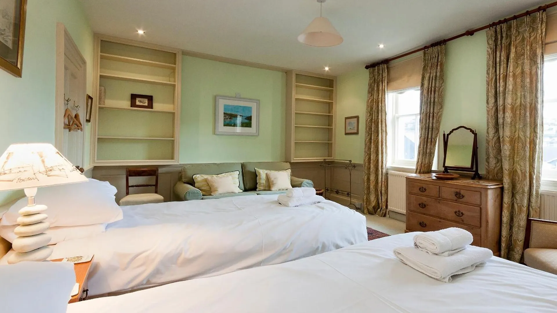 Holiday home Clarence House