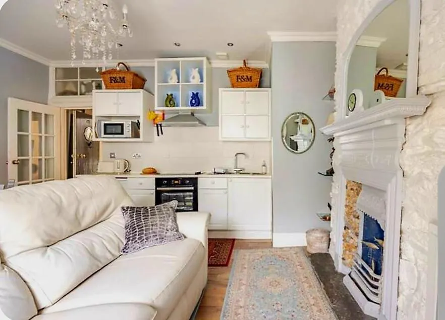 Seahorse Apartment *