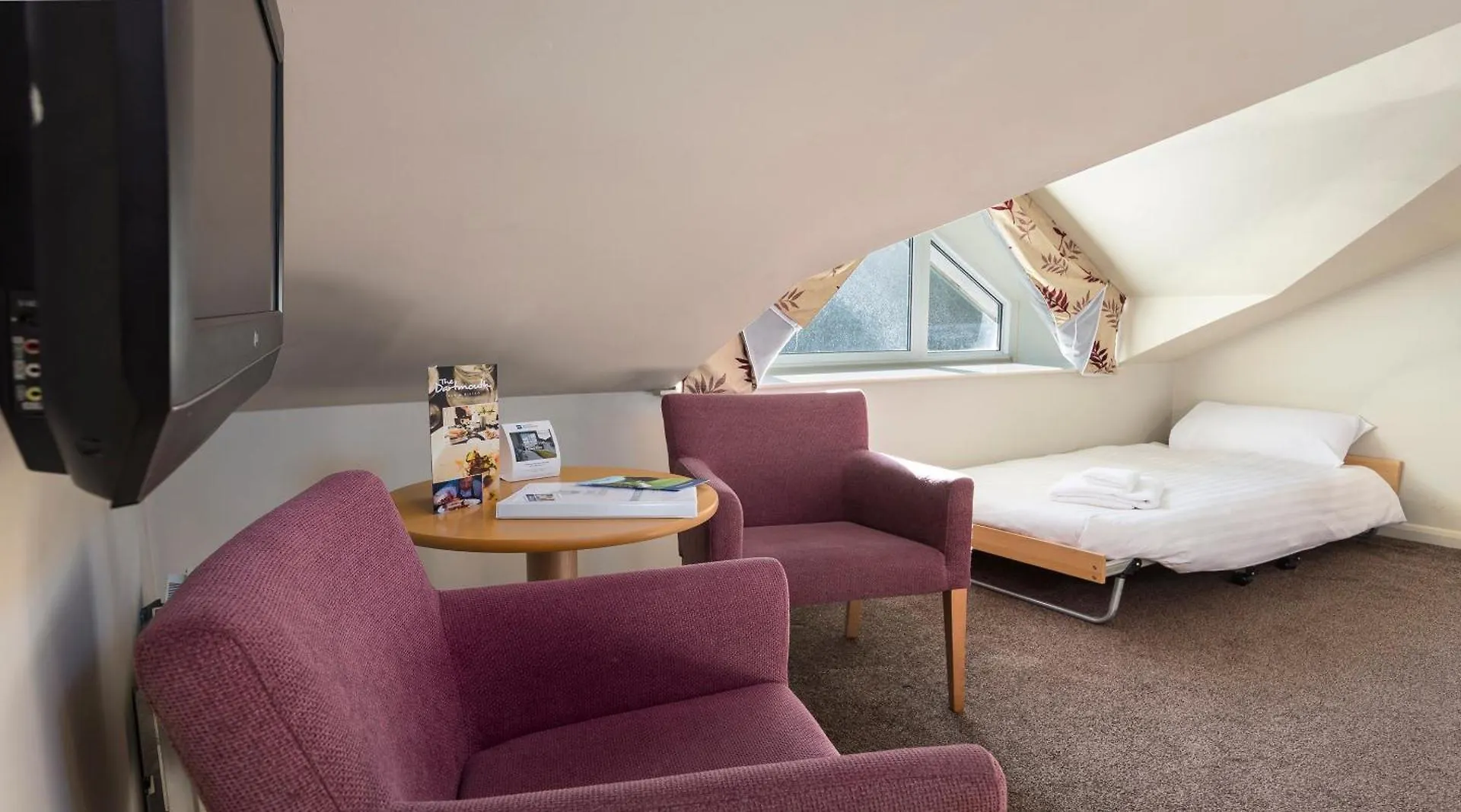 Country house Western The Hotel, Golf & *