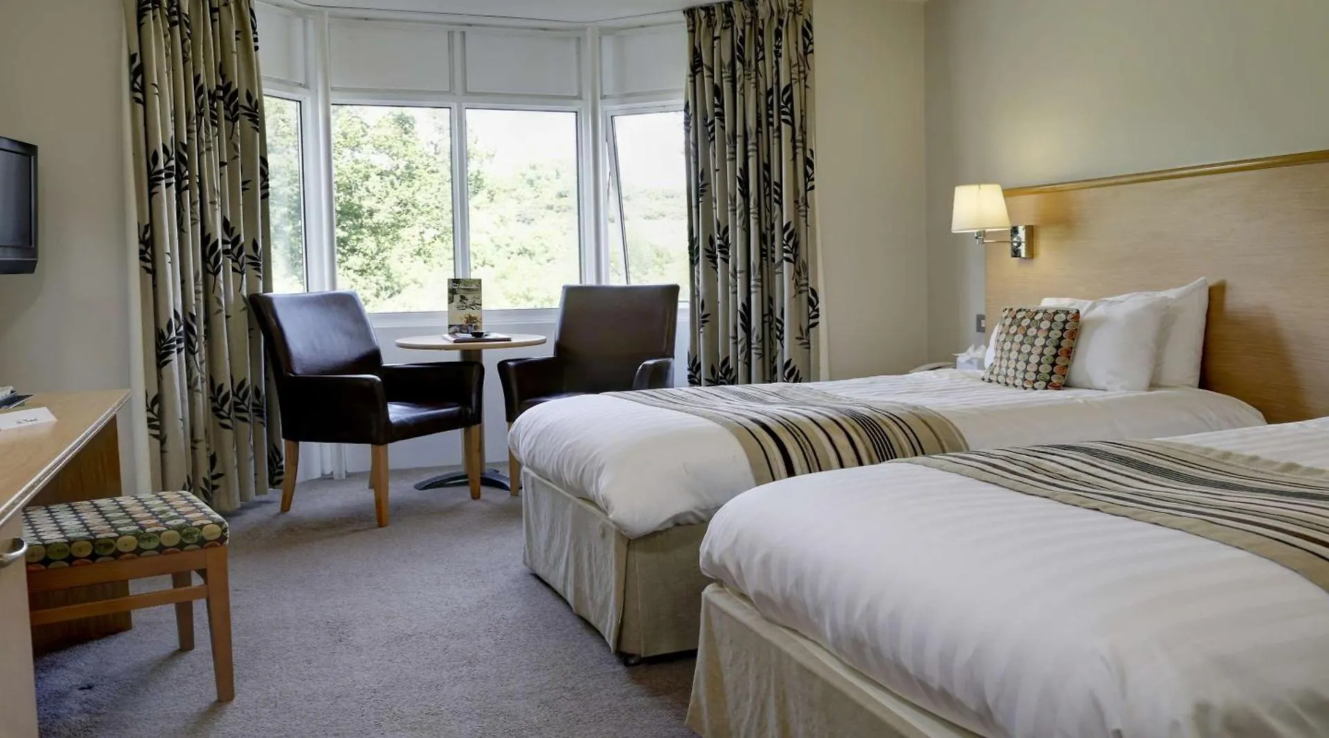 Country house Western The Hotel, Golf & Dartmouth
