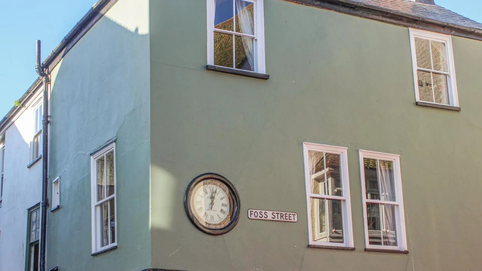 The Little Clock House *