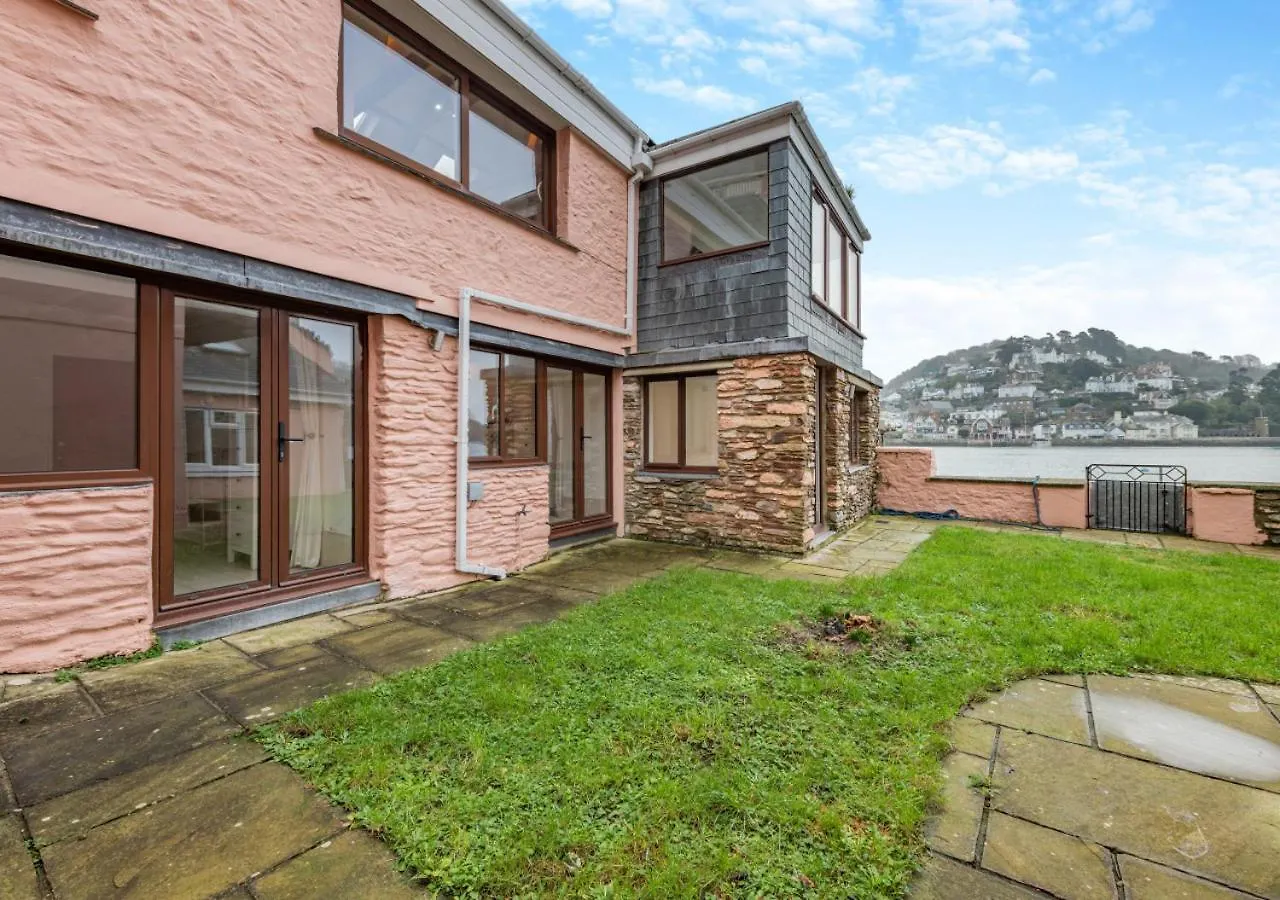 Beacon Boathouse * Dartmouth
