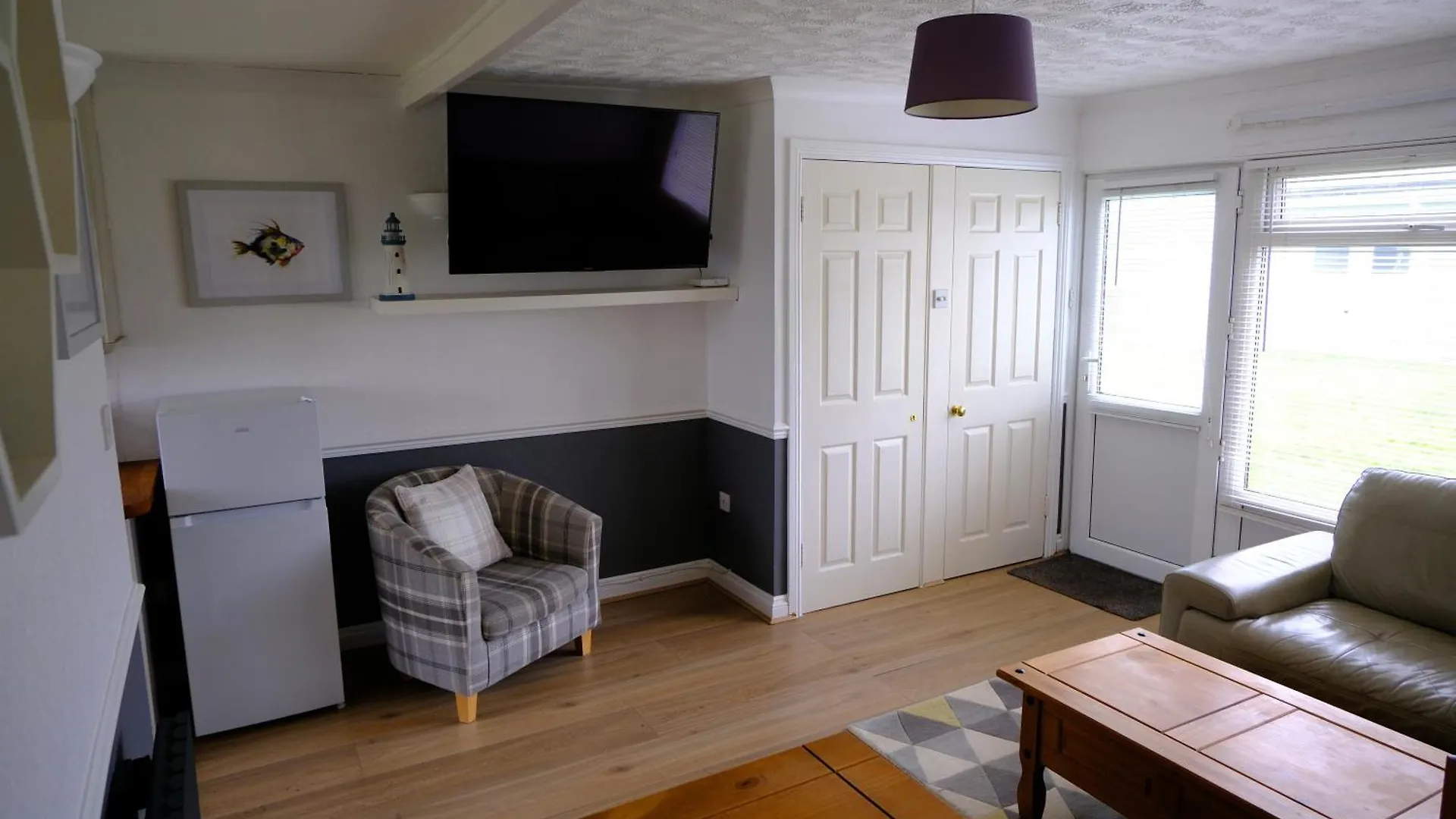 Bonair Spacious Comfortable 2 Bedroom Sleeping 4 *