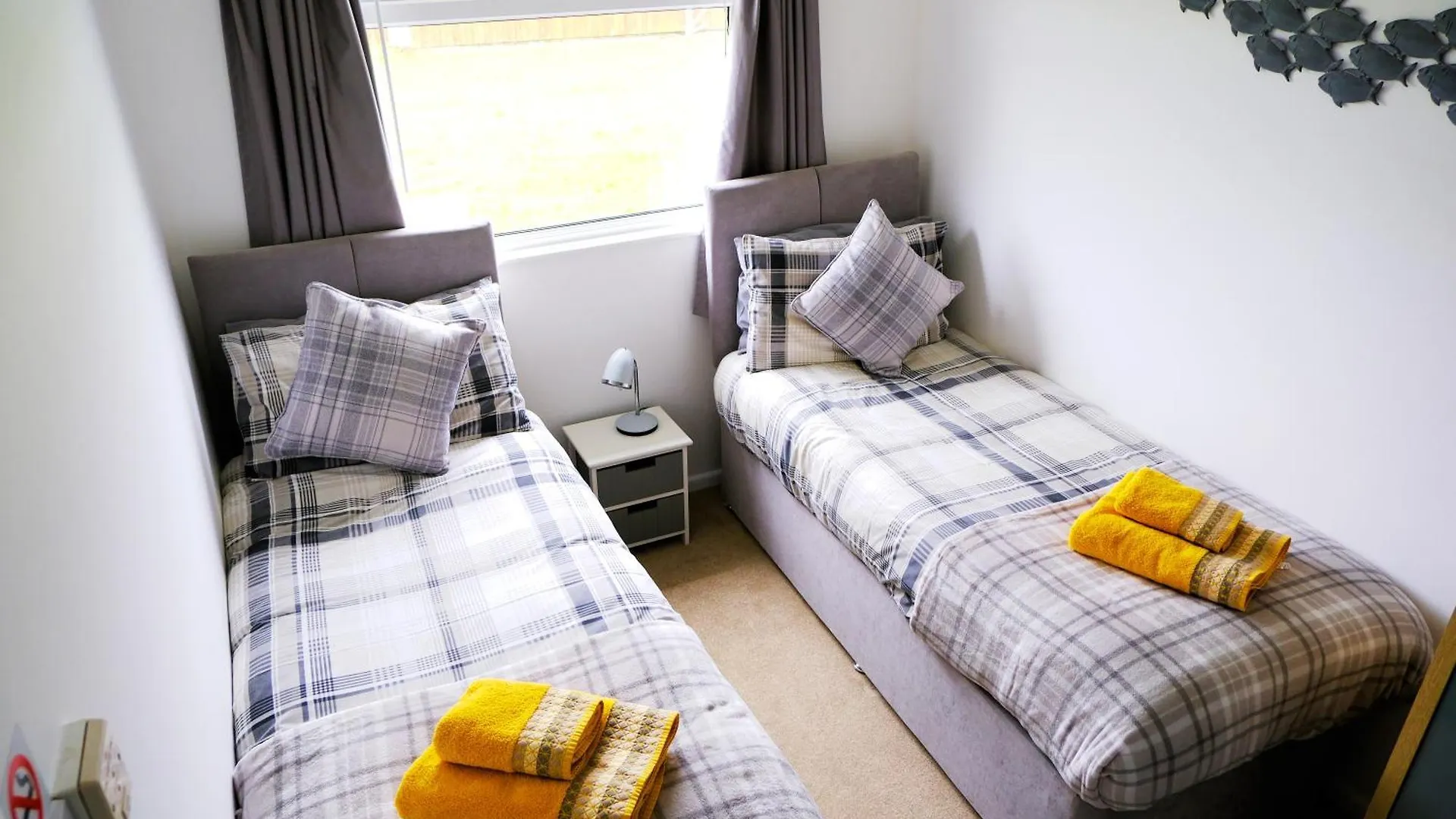 Bonair Spacious Comfortable 2 Bedroom Sleeping 4 * Dartmouth