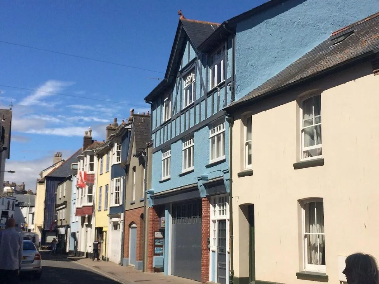 Rockferry 3 Bed + Parking Permit *