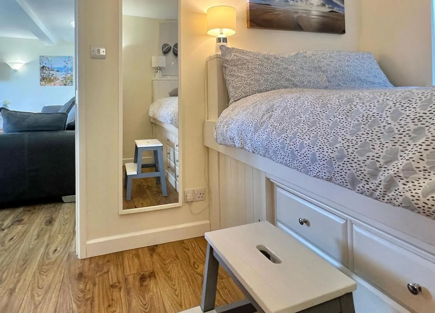 The Bolt Hole, 2 Bed With Rural Views