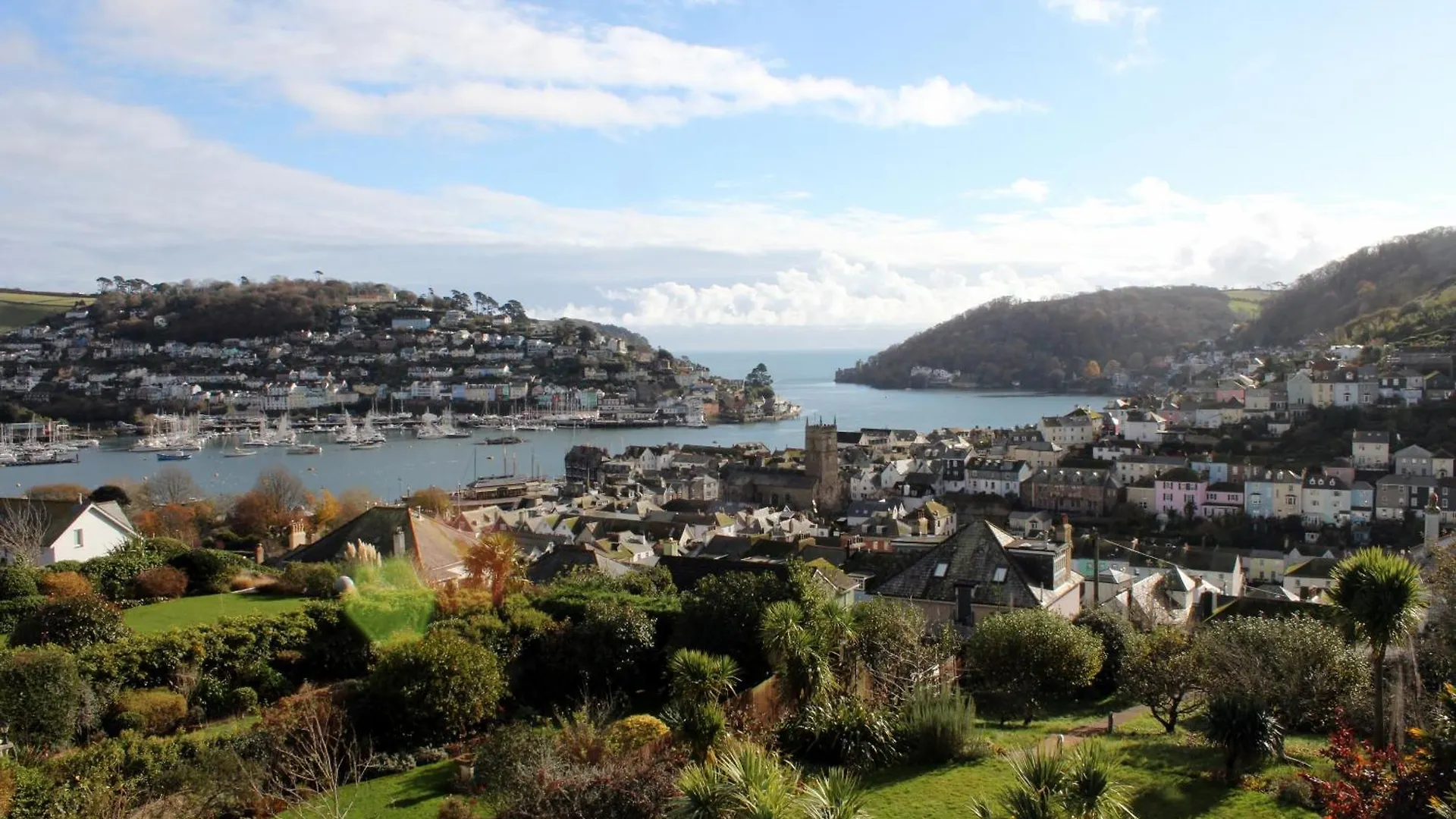 The Lookout At Lauriston Dartmouth