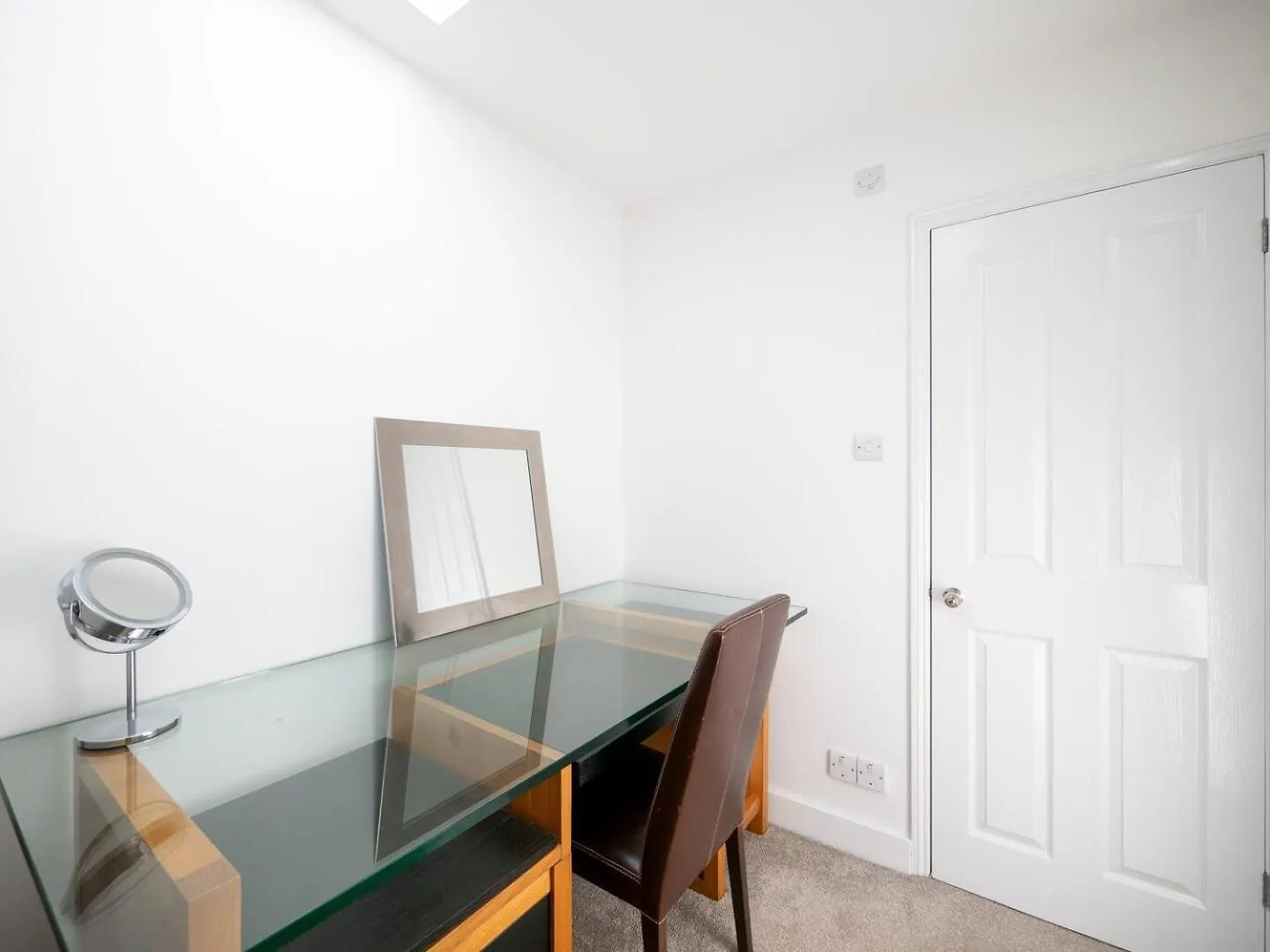 Townhouse With Garden, Parking & River Dart Views Casa vacanze