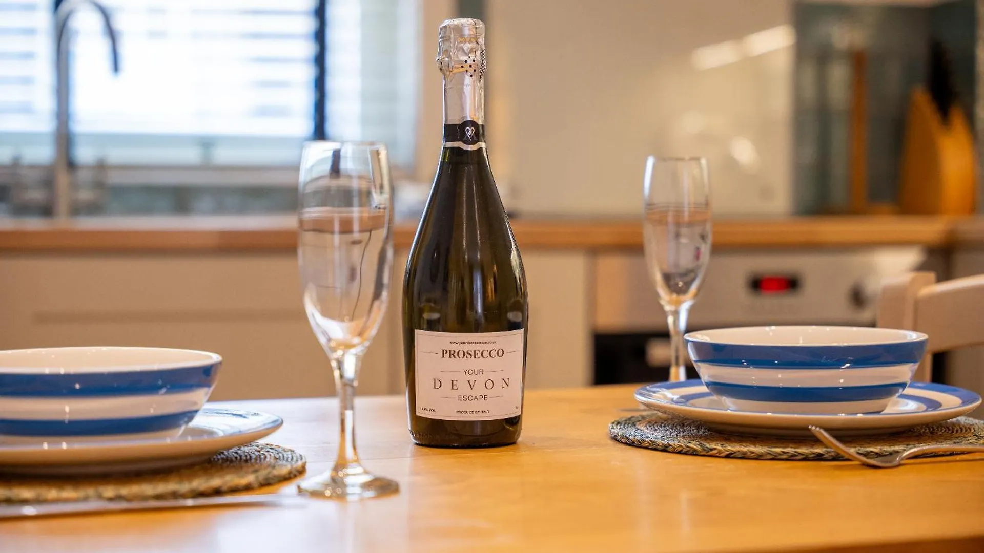 Elegant Couples' Escape In * Dartmouth