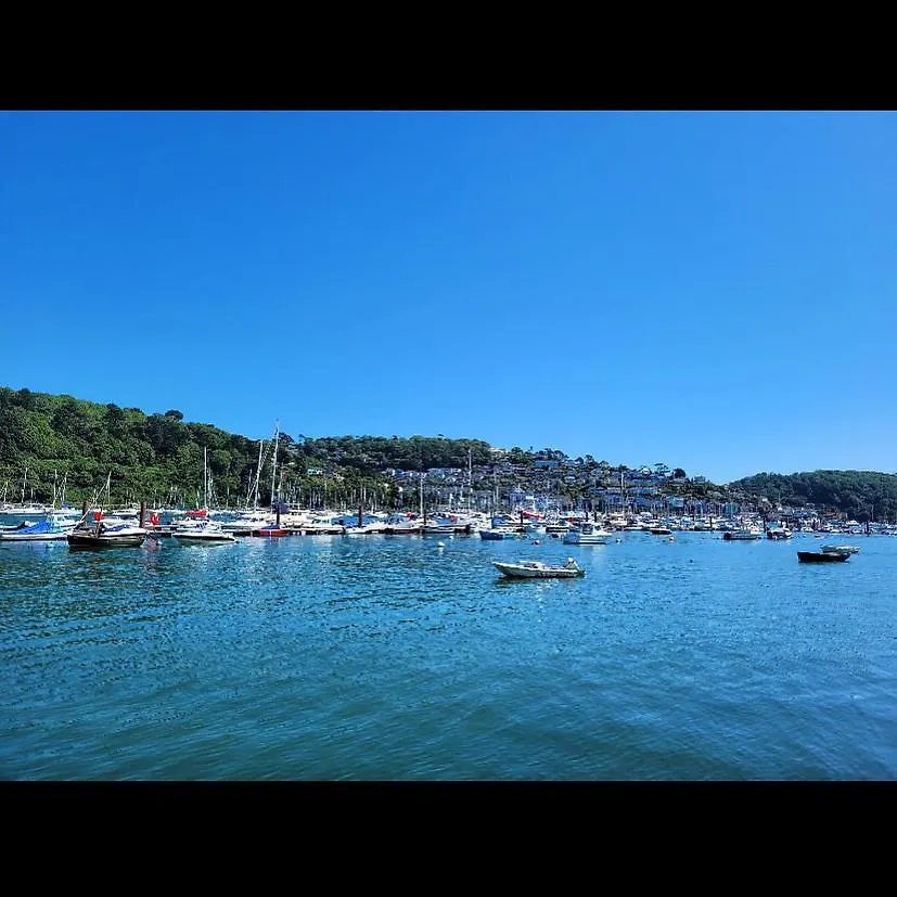 Inn The Floating Bridge
