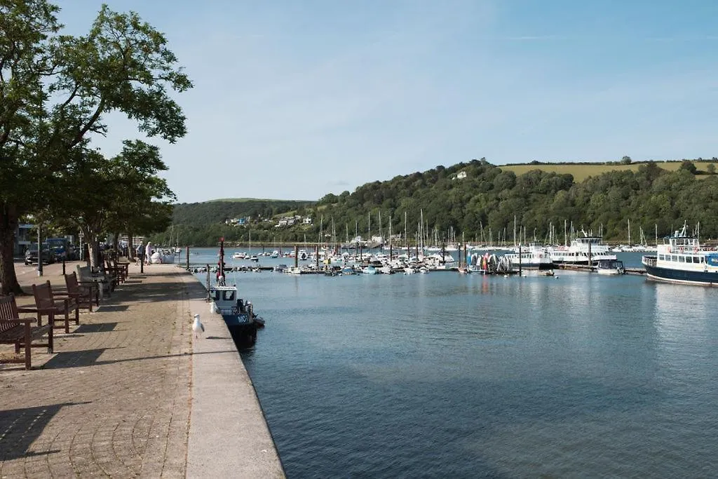 Perfect View - 2 Dbl Beds - Amazing View Dartmouth
