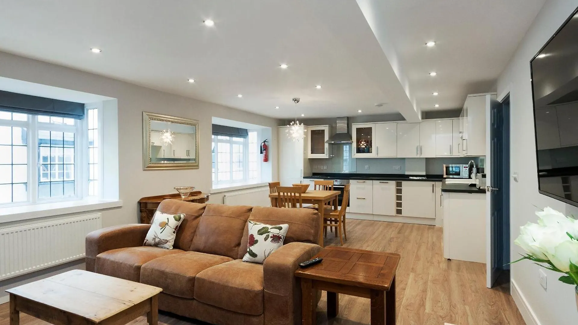 Bank 1 Holiday home *