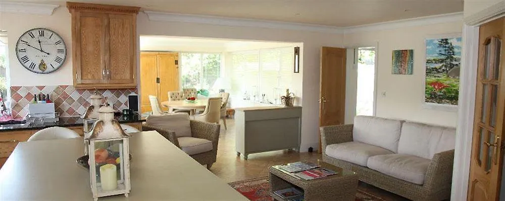 Appletree Court House Bed & Breakfast
