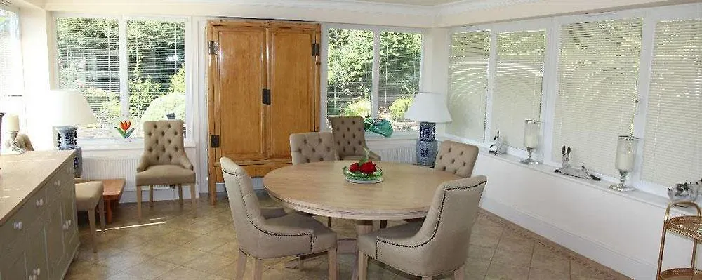 Bed & Breakfast Appletree Court House 5*