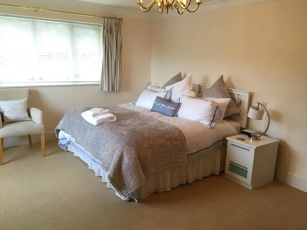 Appletree Court House Bed & Breakfast 5*