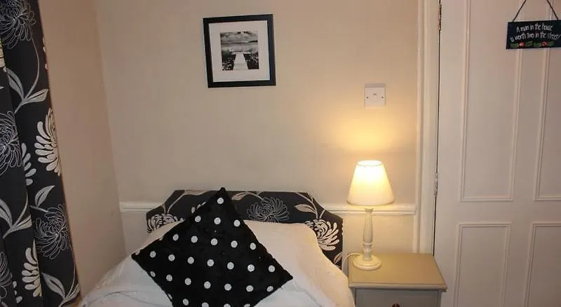 Holiday home Cherubs Nest Dartmouth