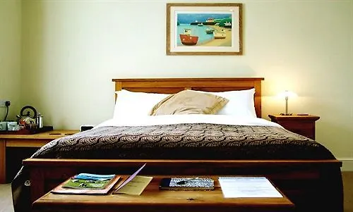 Anzac Street B+bistro 4*