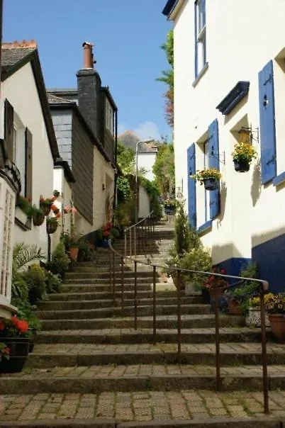The Ship In Dock 4* Dartmouth