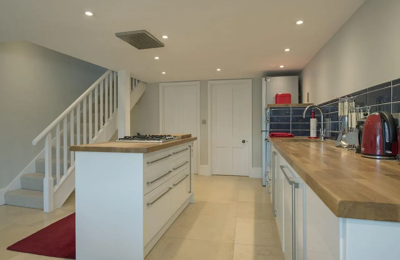 Regatta House Holiday home Dartmouth