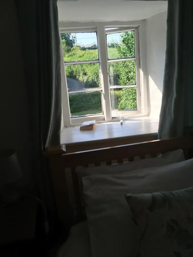 Cobberton Farmhouse Bed & Breakfast