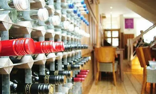 Anzac Street B+bistro Couette-café 4*
