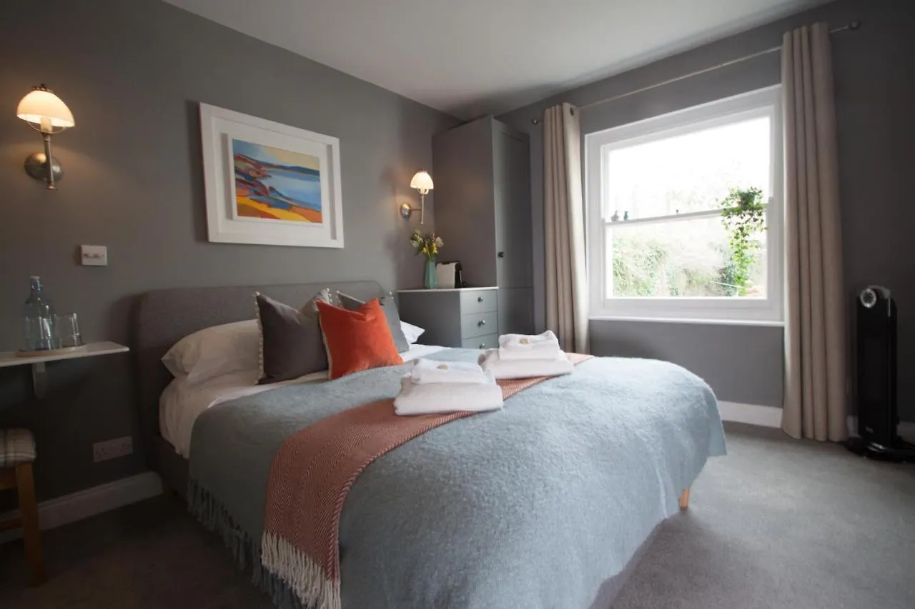 St Elmo House Penzion 4*