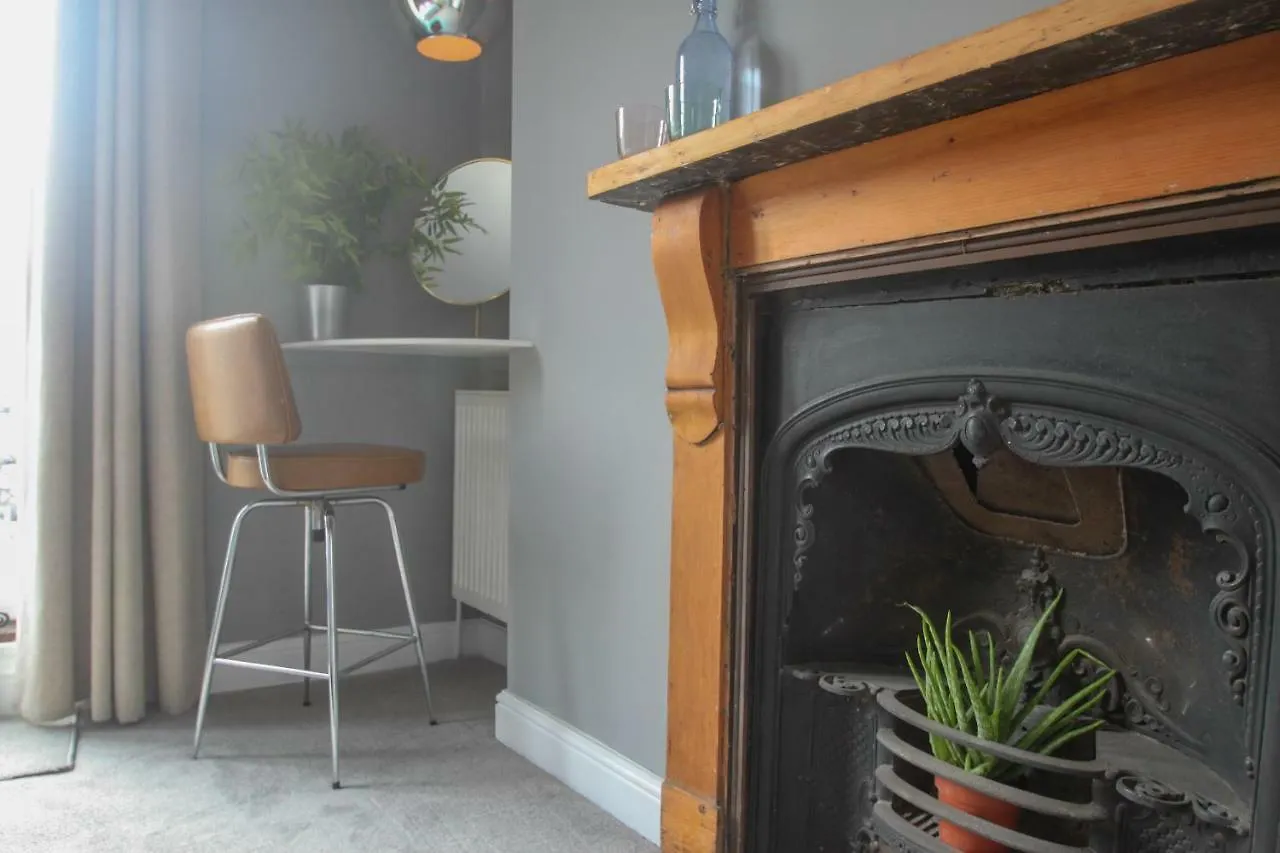 Bed & Breakfast Millpool House
