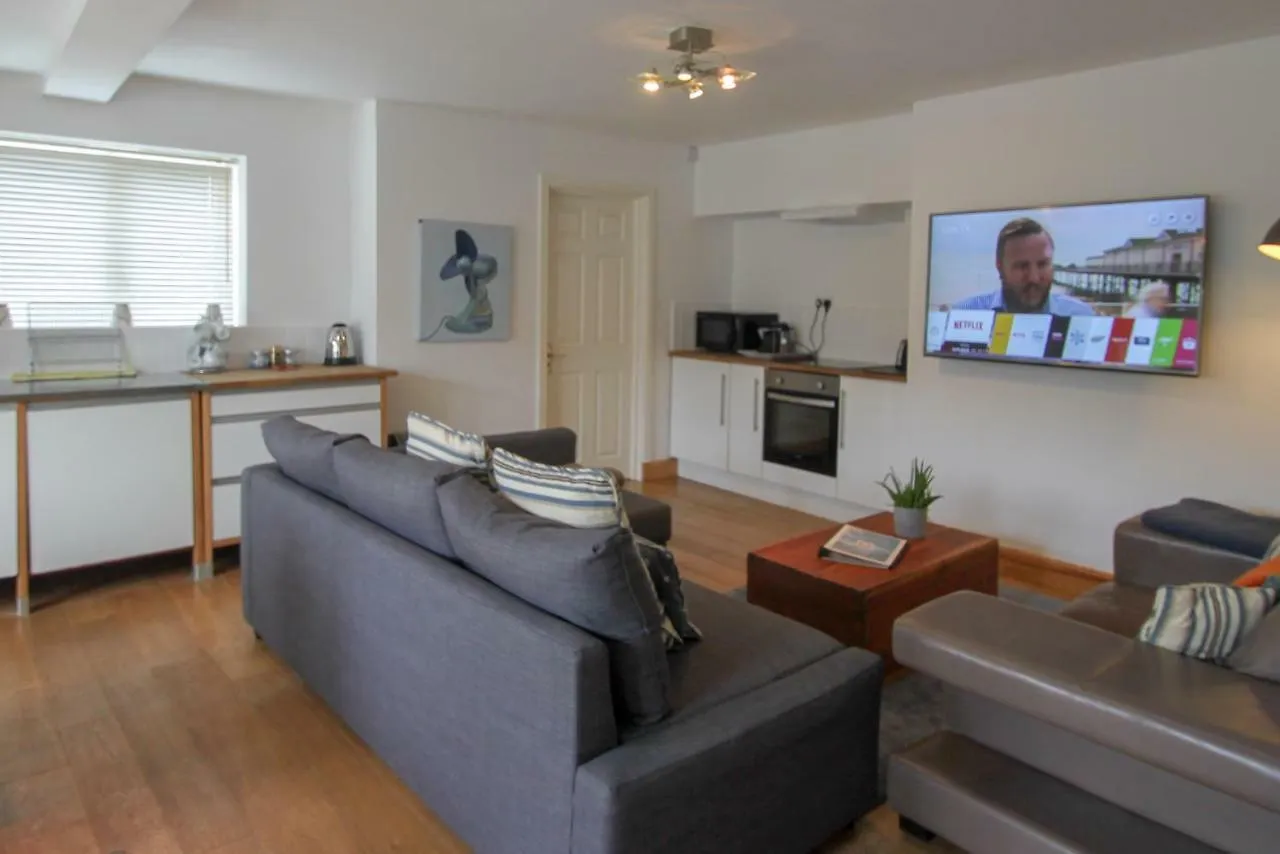 Apartmán Just B -town Centre, 2 X Double Bedroom With Smart Tv, Full Kitchen & Great 1400 Power Shower! St Elmo *