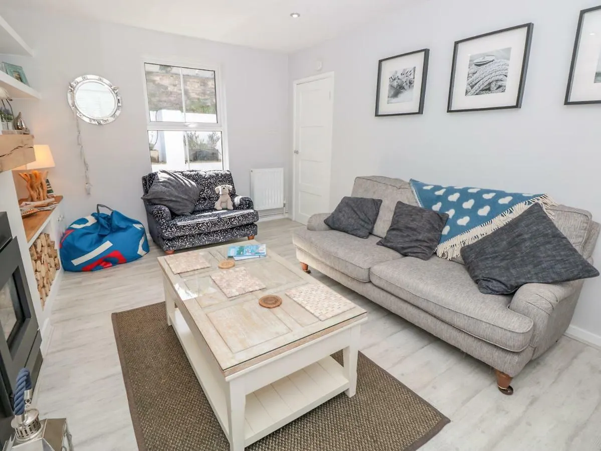 Holiday home Upper Deck Dartmouth
