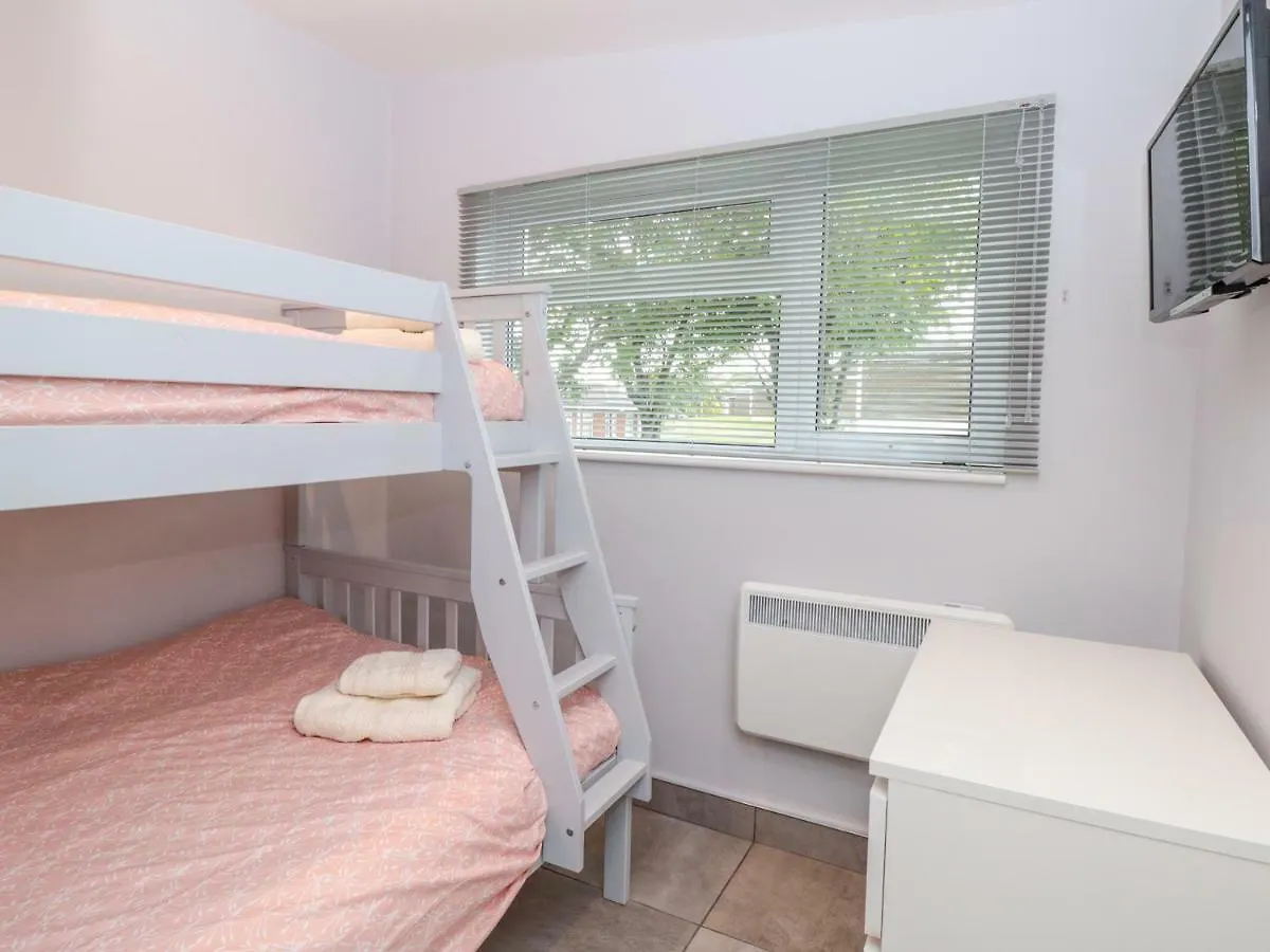 Holiday home 201 Norton Park *