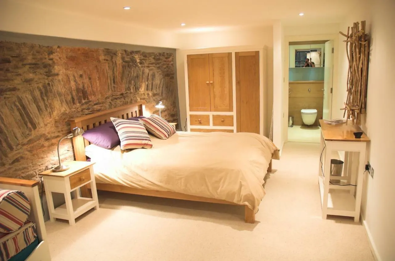 Apartment No1 The Pottery,