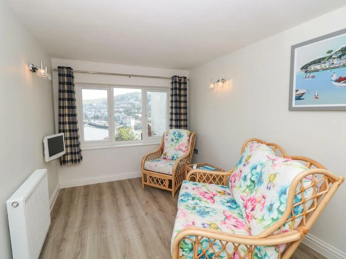 Estuary View House & Annexe *