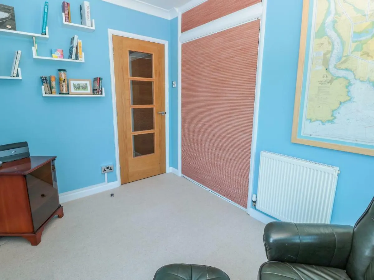 Estuary View House & Annexe