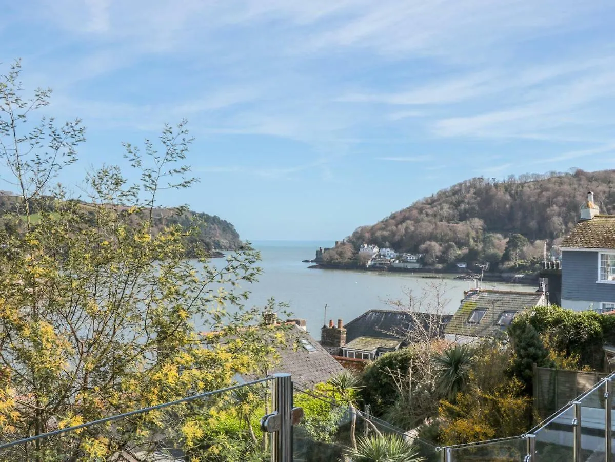 Estuary View House & Annexe *