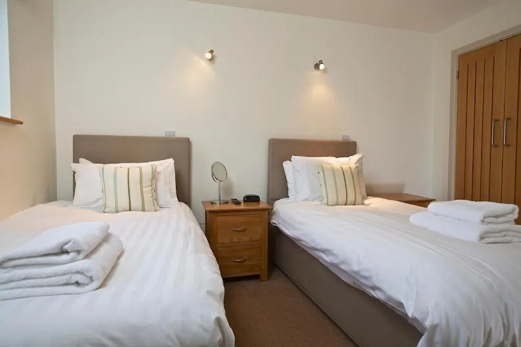 Dartmouth Green Lodges Lodge Dartmouth