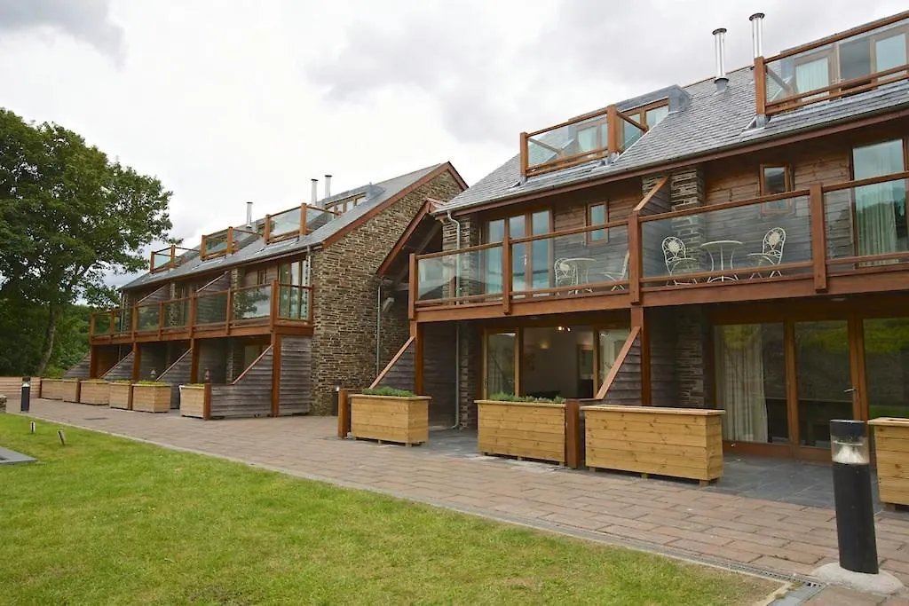 Lodge Dartmouth Green Lodges *