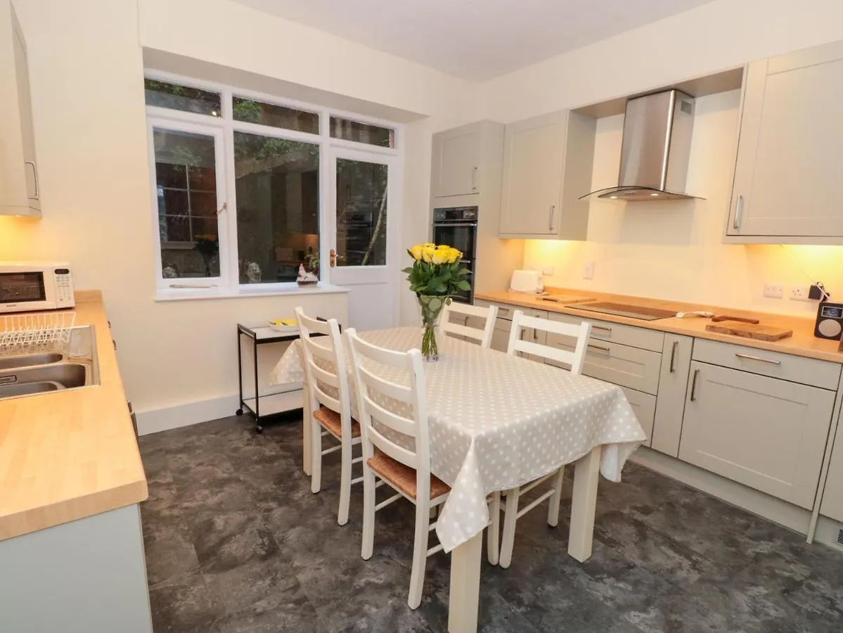 18 Southtown Apartment Dartmouth