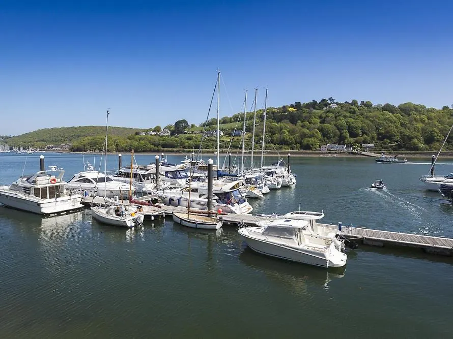28 Dart Marina *