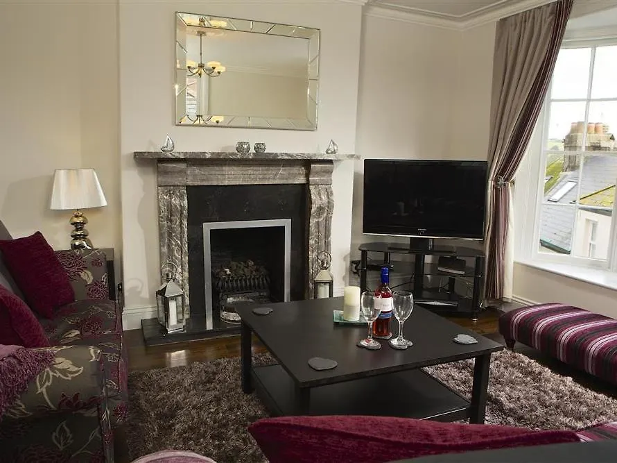Balmoral House Holiday home