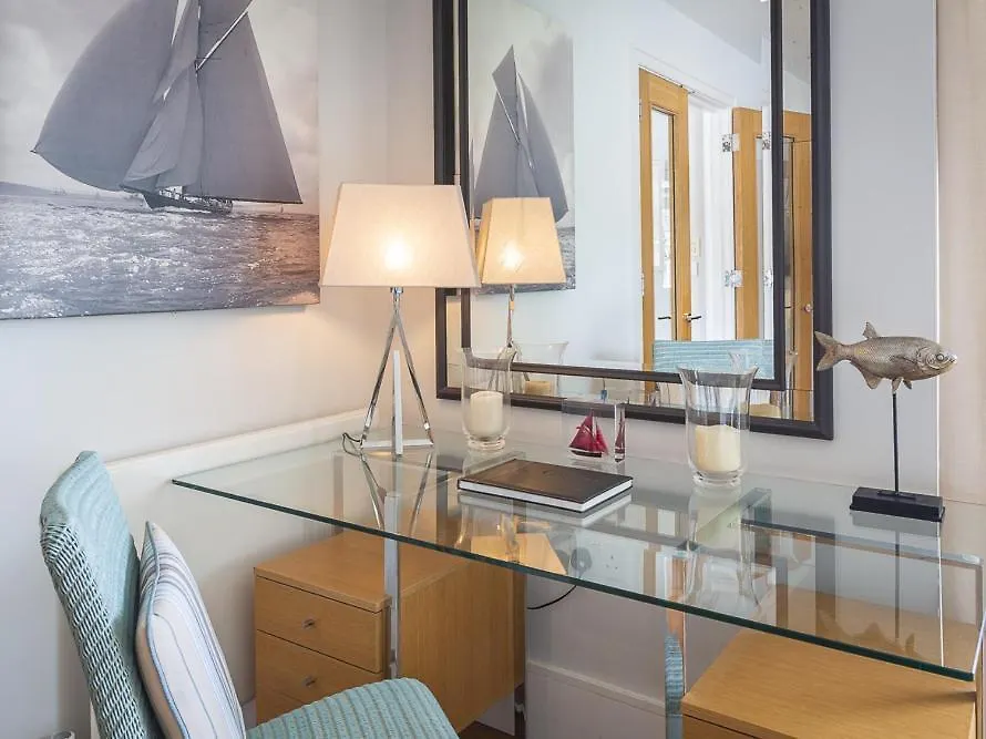 7 Dart Marina * Dartmouth